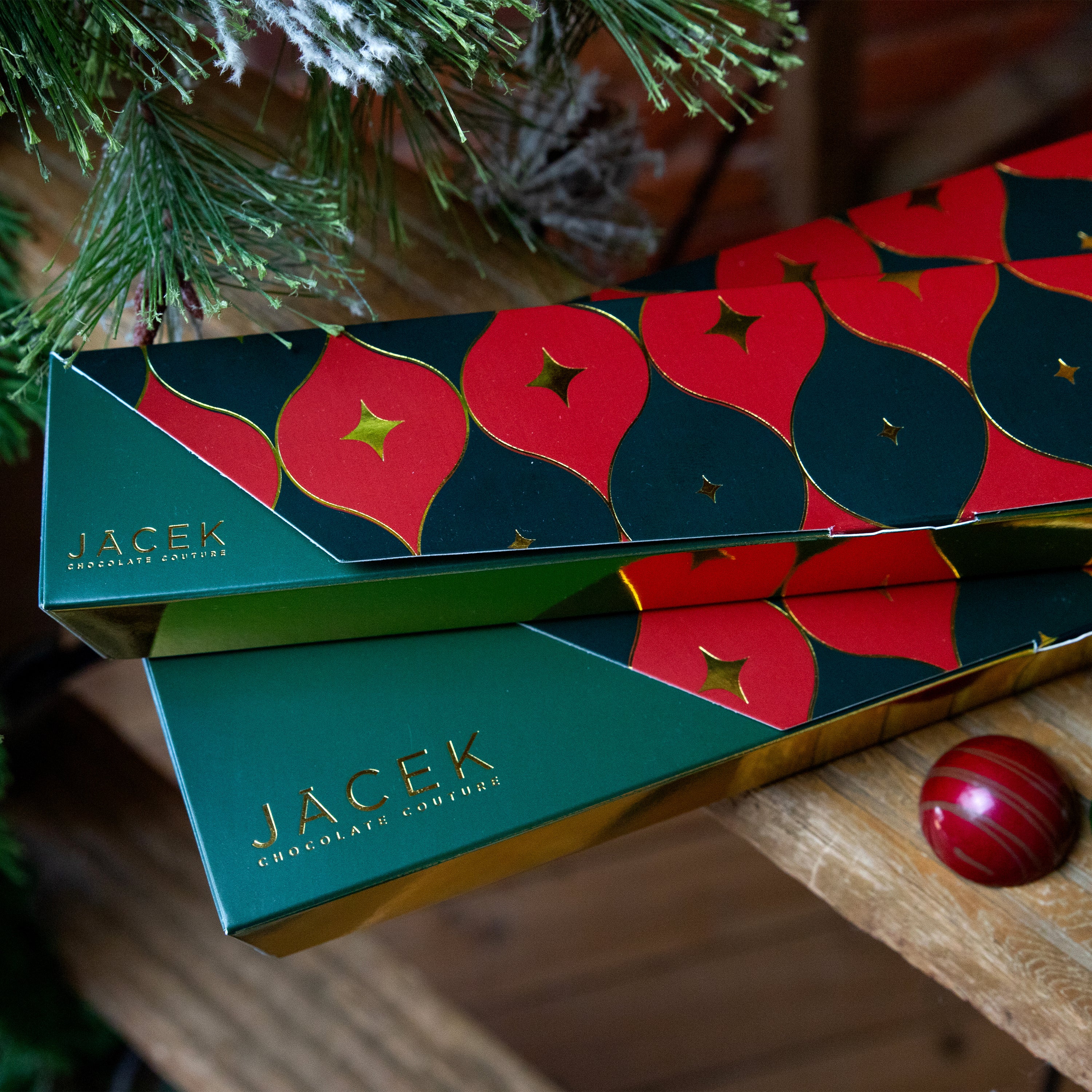 Holiday Collection 12-piece